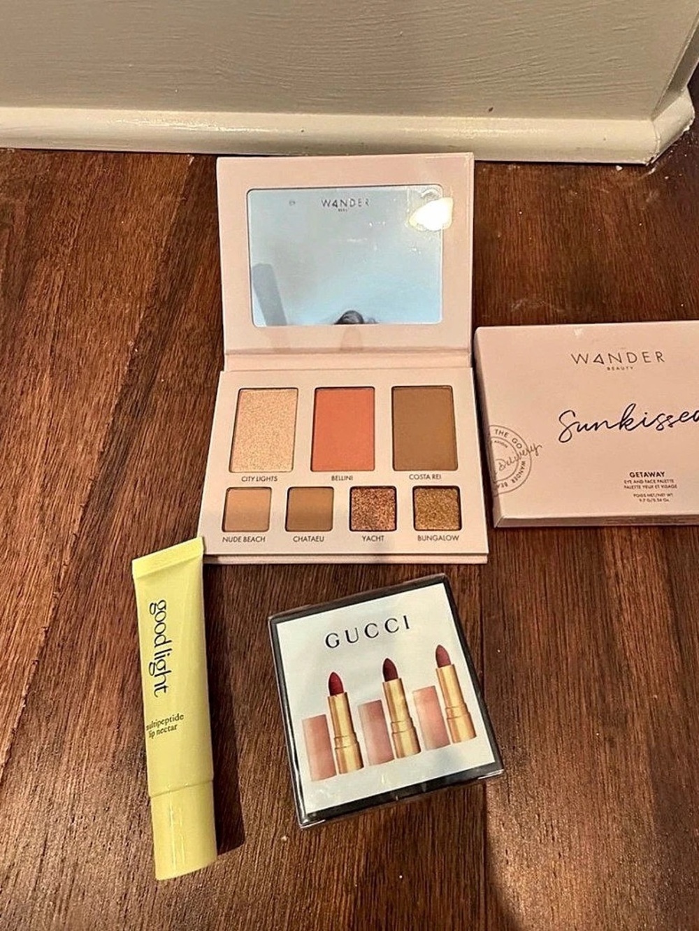 Wander Sunset Eyeshadow Palette Eyeshadow Palette in Brown & Pink NWT
